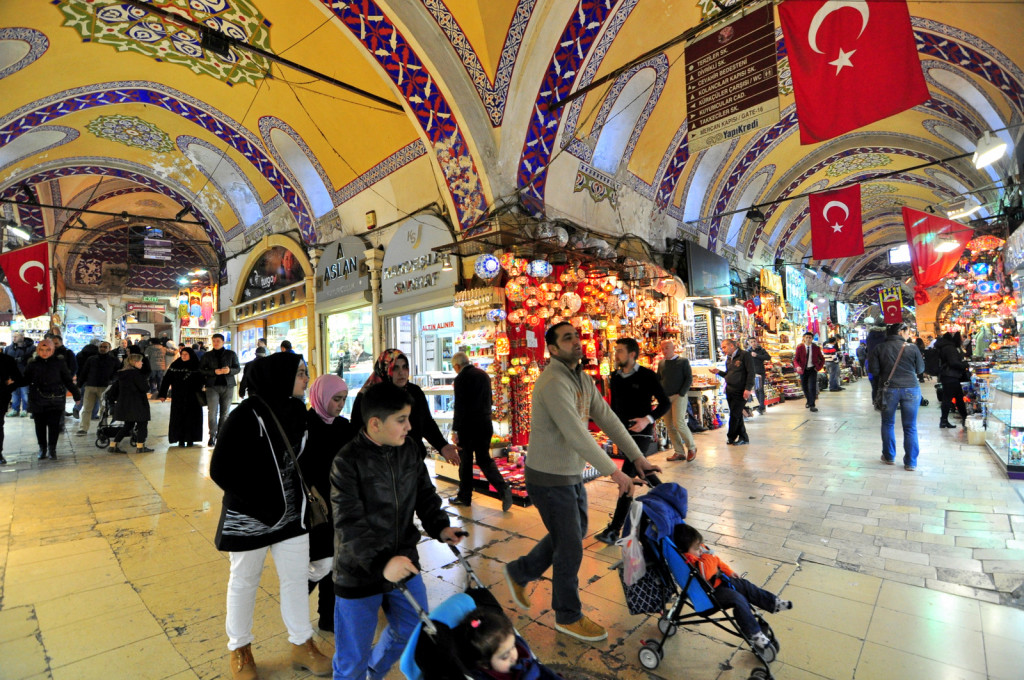 البازار الكبير في اسطنبول